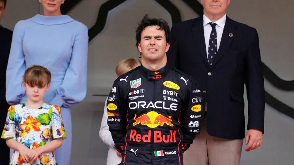 Checo Pérez: Conmovido hasta las lágrimas tras ganar el GP de Mónaco