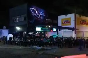 Video: Balacera en zona de bares en Cancún dejó un muerto y seis heridos