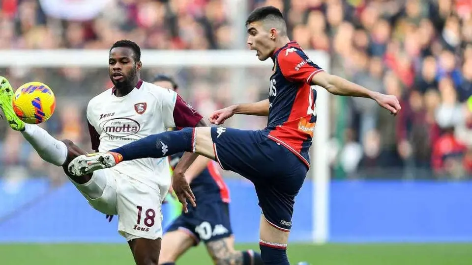 Johan Vásquez: Genoa sigue sin poder ganar tras empatar ante Salernitana