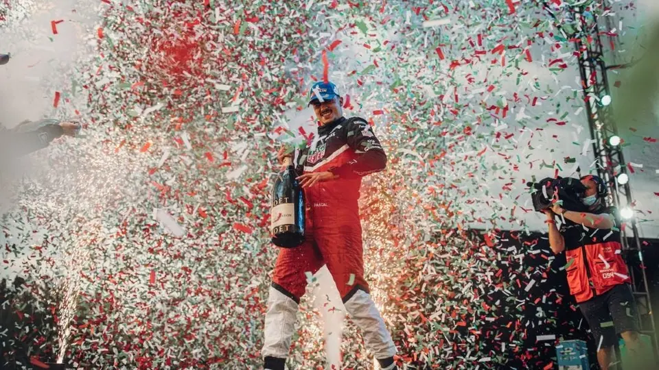 Wehrlein tras ganar la E-Prix CDMX 2022: 'Fue satisfactorio por la historia que tengo con México'