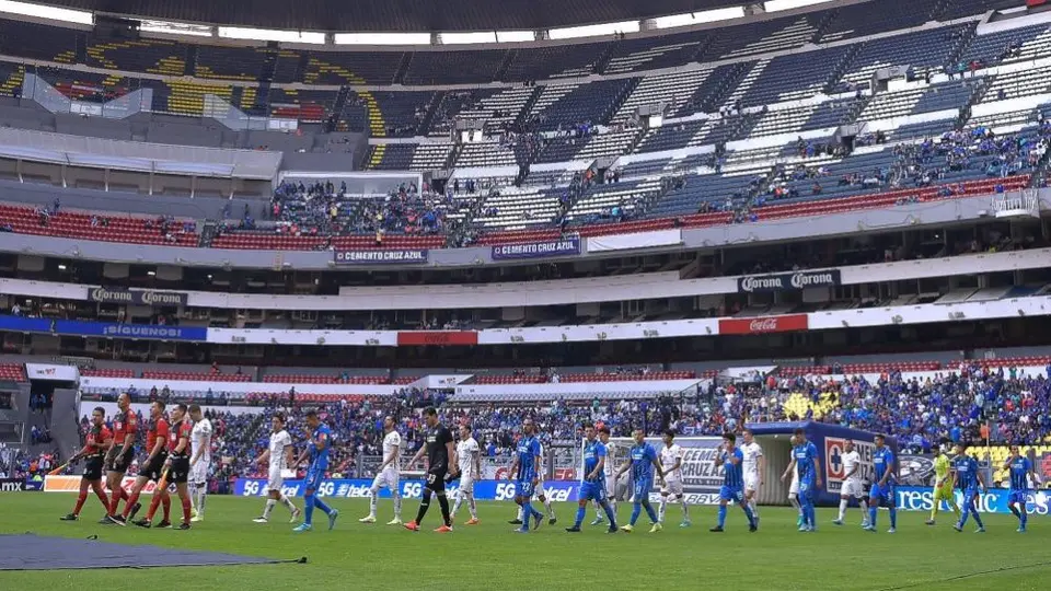 Cruz Azul: Barras no tuvieron acceso y los aficionados pusieron el ambiente