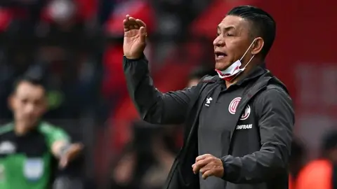 Ambriz tras la derrota: 'Me preocupa porque es la segunda vez que nos hacen cuatro goles'