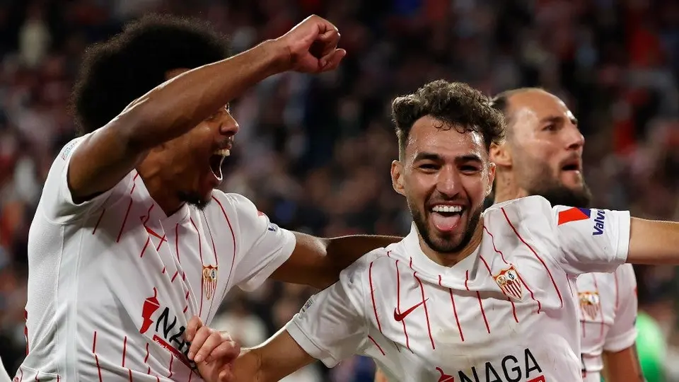 Tecatito Corona: Sevilla venció por la mínima al West Ham en Europa League