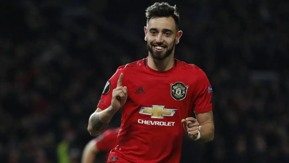 Manchester United: Bruno Fernandes renovó con los Red Devils hasta 2026