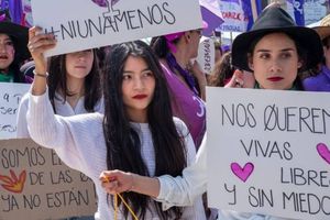 Feministas marcharon para exigir justicia por Debanhi Escobar y feminicidios en el país