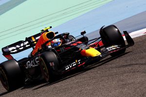 Checo Pérez: El más rápido en la sesión matutina del último día de pretemporada de F1