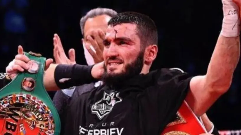 Artur Beterbiev anunció que quiere pelear contra Canelo en las 175 libras