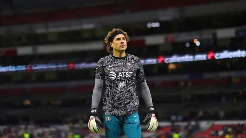 Guillermo Ochoa anunció el lanzamiento de su sitio web oficial