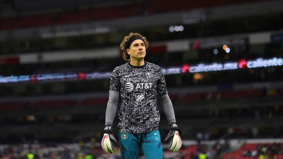 Guillermo Ochoa anunció el lanzamiento de su sitio web oficial