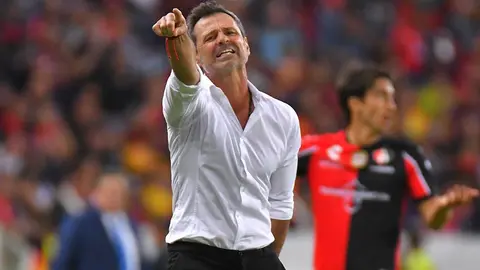 Larcamón a Cocca tras Bicampeonato con Atlas: 'Premio a un club que no supo conformarse'