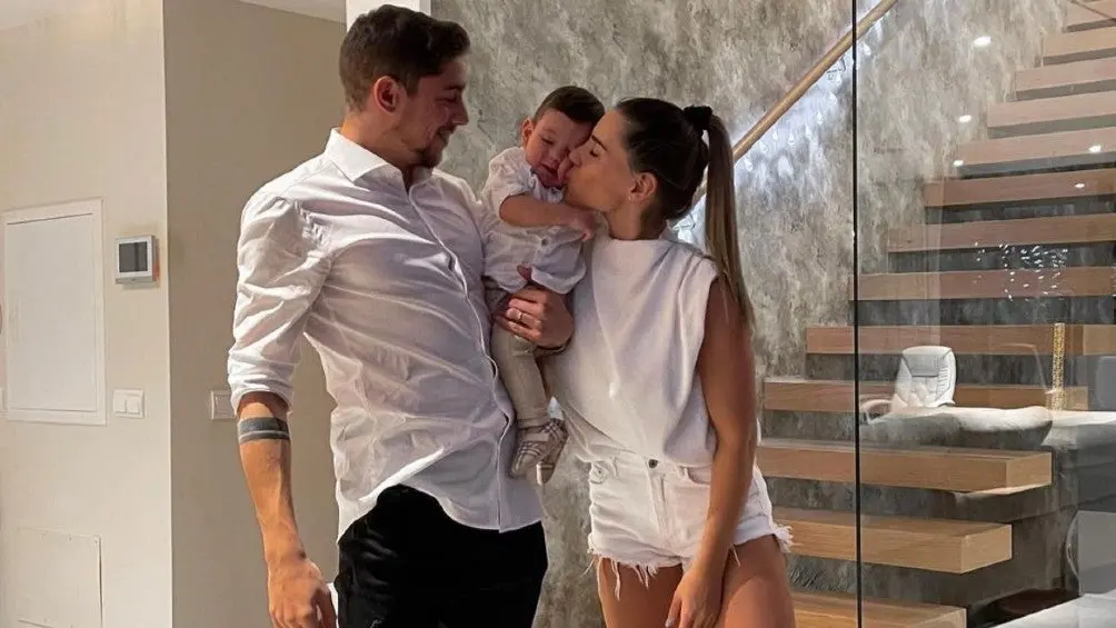 Federico Valverde y Mina Bonino con su hijo | INSTAGRAM @:Minabonino