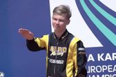 Piloto ruso hizo el saludo nazi en el podio; la FIA investiga el caso