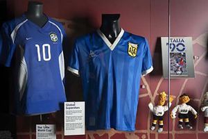 Maradona: Subastan la camiseta de la 'Mano de Dios'