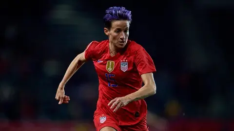 Megan Rapinoe: Amenaza con demandar a Dwayne Johnson por plagio