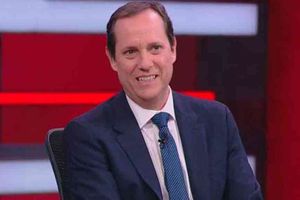 Paco Villa: Informó que dio positivo a Covid-19