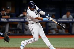 Isaac Paredes: Segundo pelotero en la historia en conectar cuatro jonrones seguidos a Yankees