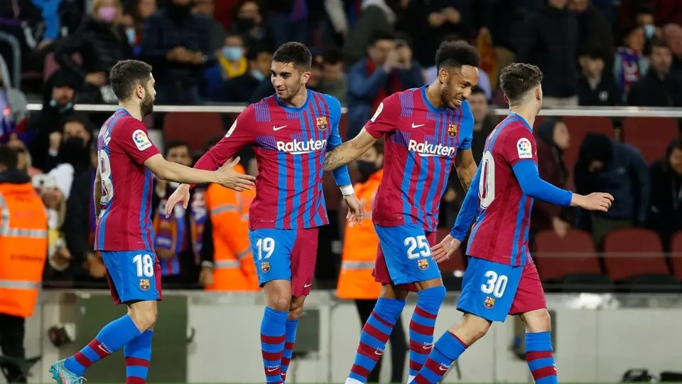 Barcelona: Filtran primeras imágenes de la nueva playera culé