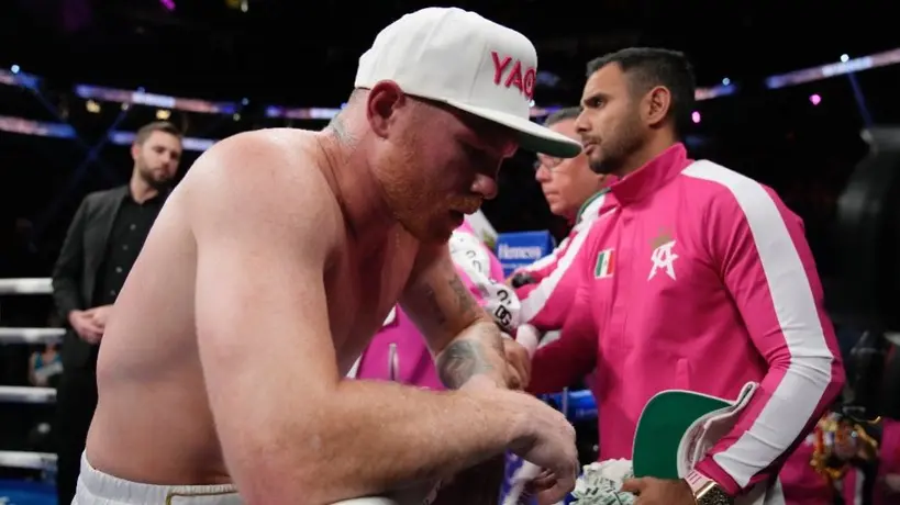 Salcedo tras la pelea del 'Canelo': 'Que triste esperar la derrota para salir a reventar'