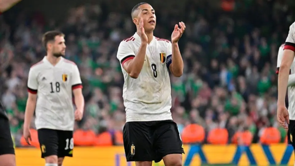 Bélgica: Cedió gol de último minuto que le valió el empate a Irlanda del Norte