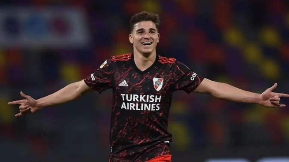 Julián Álvarez, será nuevo jugador del Manchester City; aseguran medios europeos