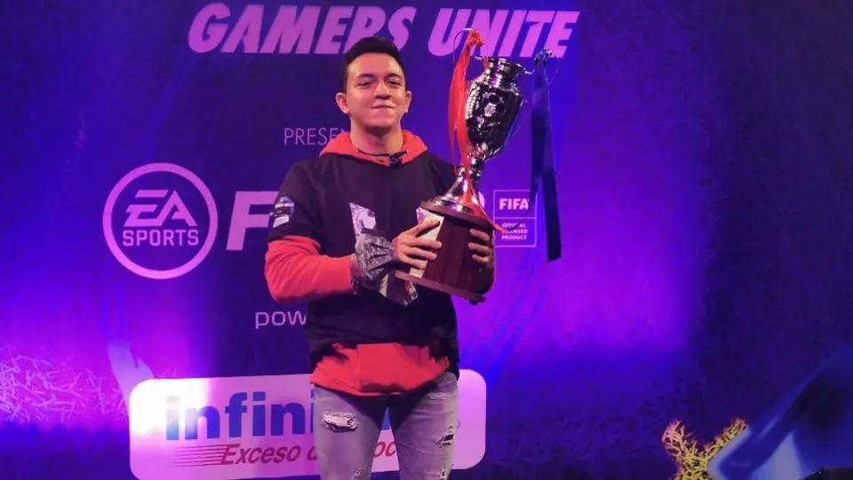 FIFA 22: TioLucio se coronó en el torneo de Gamers Unite