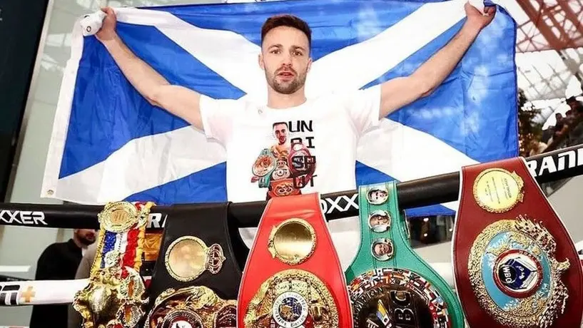 Josh Taylor retuvo sus títulos por decisión dividida ante Jack Catterall
