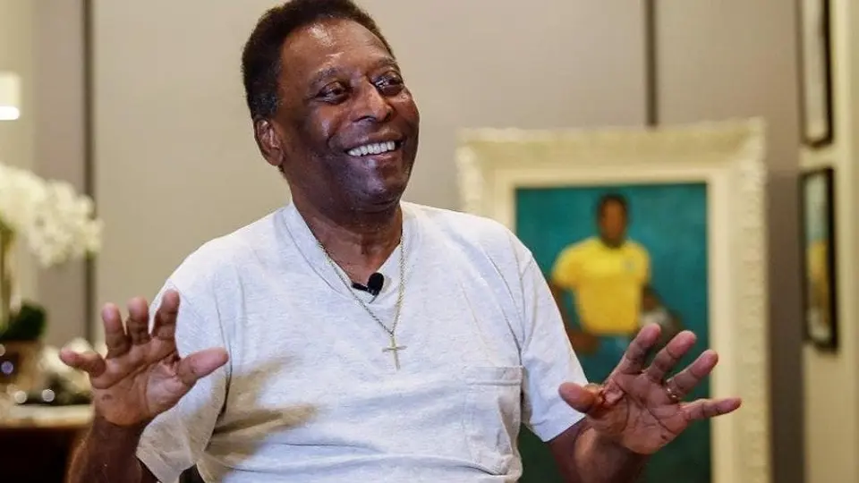 Pelé regresó al hospital para recibir quimioterapias