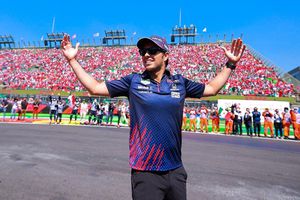 Checo Pérez, séptimo favorito para ganar la temporada 2022 de la F1