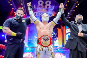 CMLL: Místico se proclamó campeón universal tras vencer a Titán