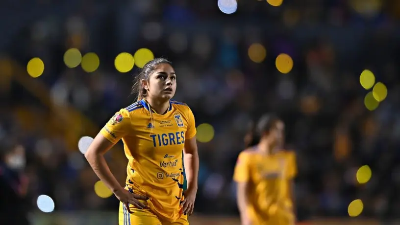 Video: Tigres Femenil cortó premiación de Rayadas en pantalla del Estadio Universitario