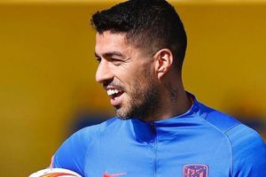 Luis Suárez conmueve las redes tras increíble gesto con un niño uruguayo