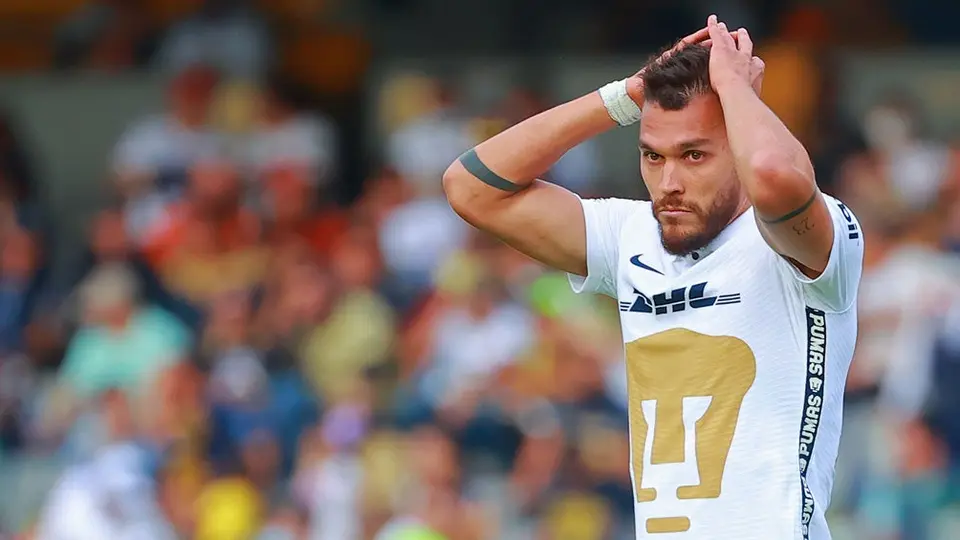 Pumas: Freire, baja ante Pachuca por molestia muscular