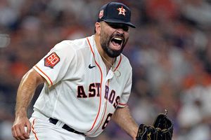 José Urquidy: Mexicano consiguió sexta victoria de la temporada con Astros