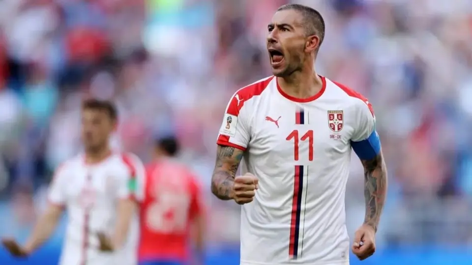 Alexander Kolarov anunció su retiro como futbolista profesional