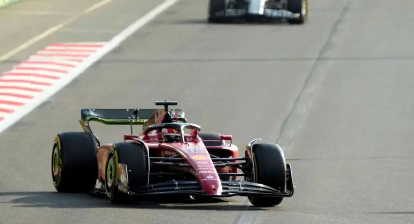 Leclerc, por delante de Checo Pérez en el segundo libre de Azerbaiyán
