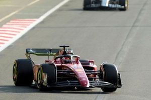 Leclerc, por delante de Checo Pérez en el segundo libre de Azerbaiyán