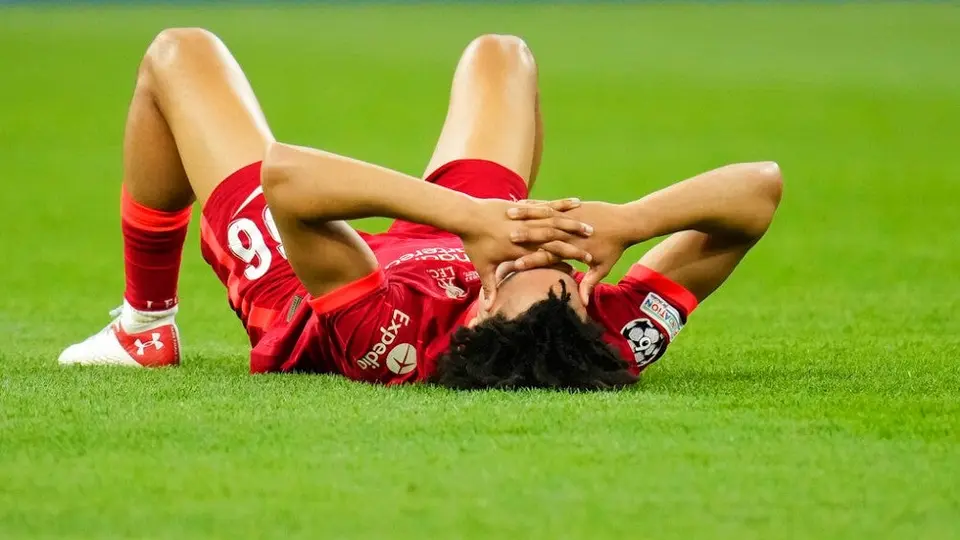 Alexander-Arnold tras perder la Champions: "El vestuario está en silencio"