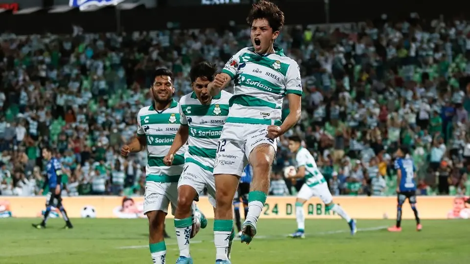 Liga MX: Santos rescató empate con Gallos y mantiene viva esperanza de repechaje