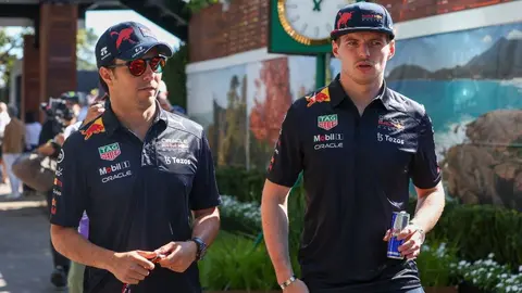 Checo Pérez: "Max es uno de los mejores pilotos de la historia de la F1"