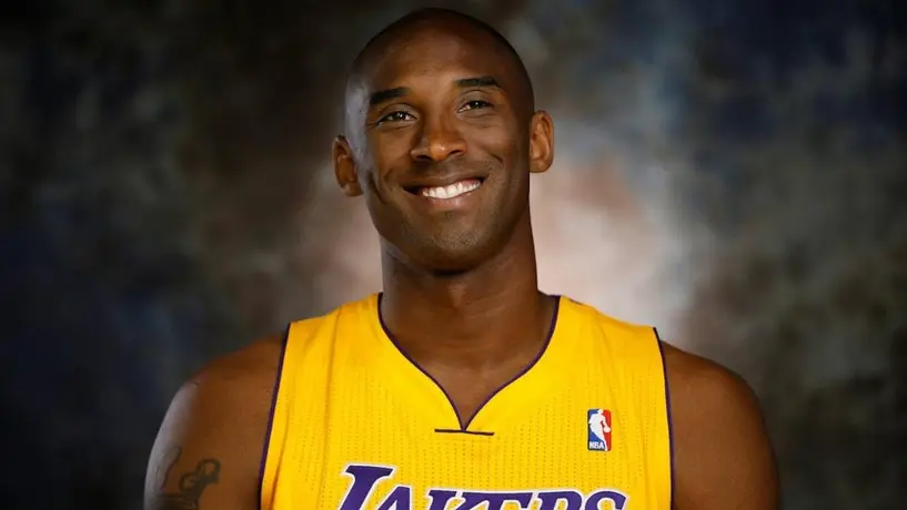 Kobe Bryant: Playera de Mamba de novato será subastada