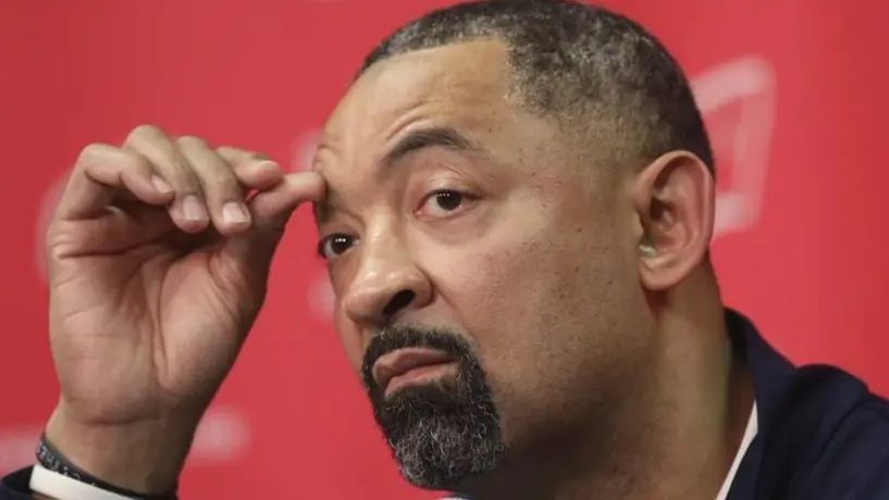 Juwan Howard, Campeón de la NBA, comenzó pelea campal en baloncesto universitario