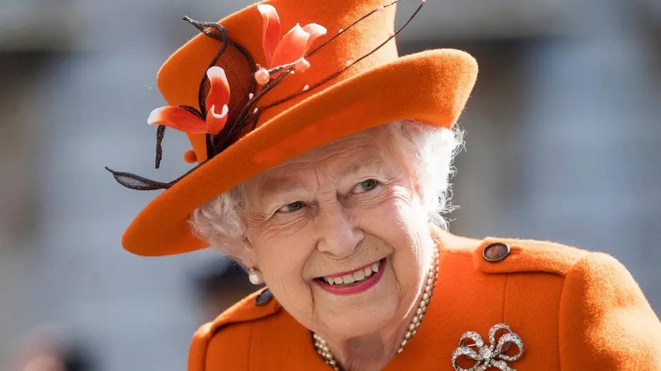 Isabel II: Enferma de Covid-19 con síntomas leves; informó el Palacio de Buckingham