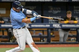 Isaac Paredes: Tres imparables y carrera producida en victoria de Rays sobre Pirates