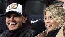 Wanda Nara 'toqueteó' a Icardi durante sesión de trajes de baño