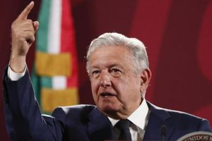 AMLO a Trump: 'No permitiremos que usen a México como piñata; nos van a tener que respetar'
