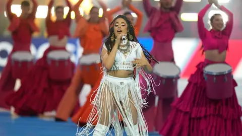 Van Basten sobre Camila Cabello en Champions: 'Nadie quería artistas random, queríamos futbol'
