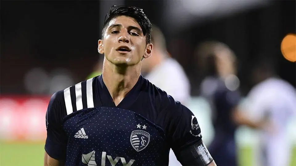 Alan Pulido se pierde la temporada 2022 de MLS debido a una operación de rodilla