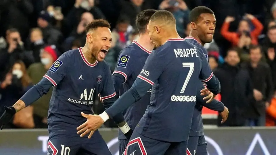 PSG: Hermano del emir de Qatar desmintió rumores sobre venta del club