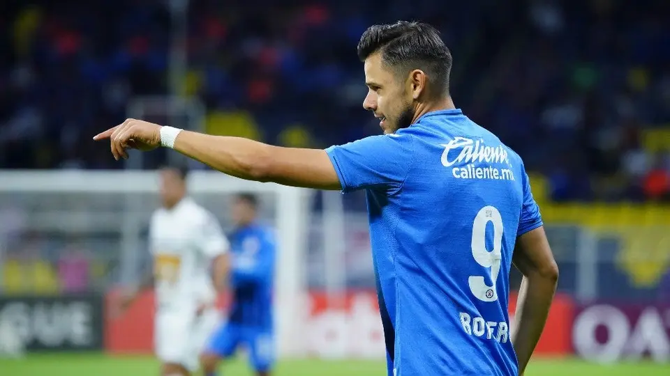 Ángel Romero sobre el cariño de la afición: 'Todavía no he mostrado nada'
