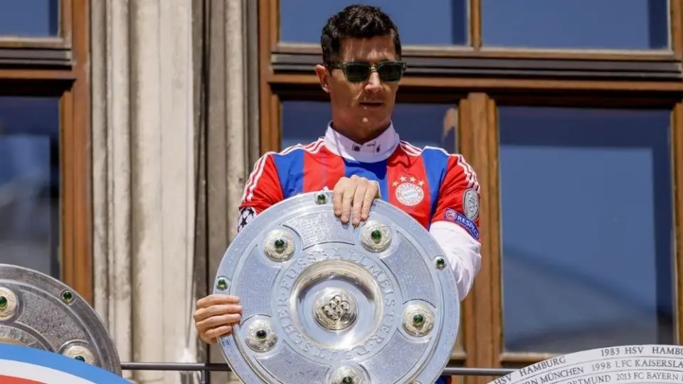 Robert Lewandowski: Aficionados del Bayern Munich le pidieron al polaco que se quede